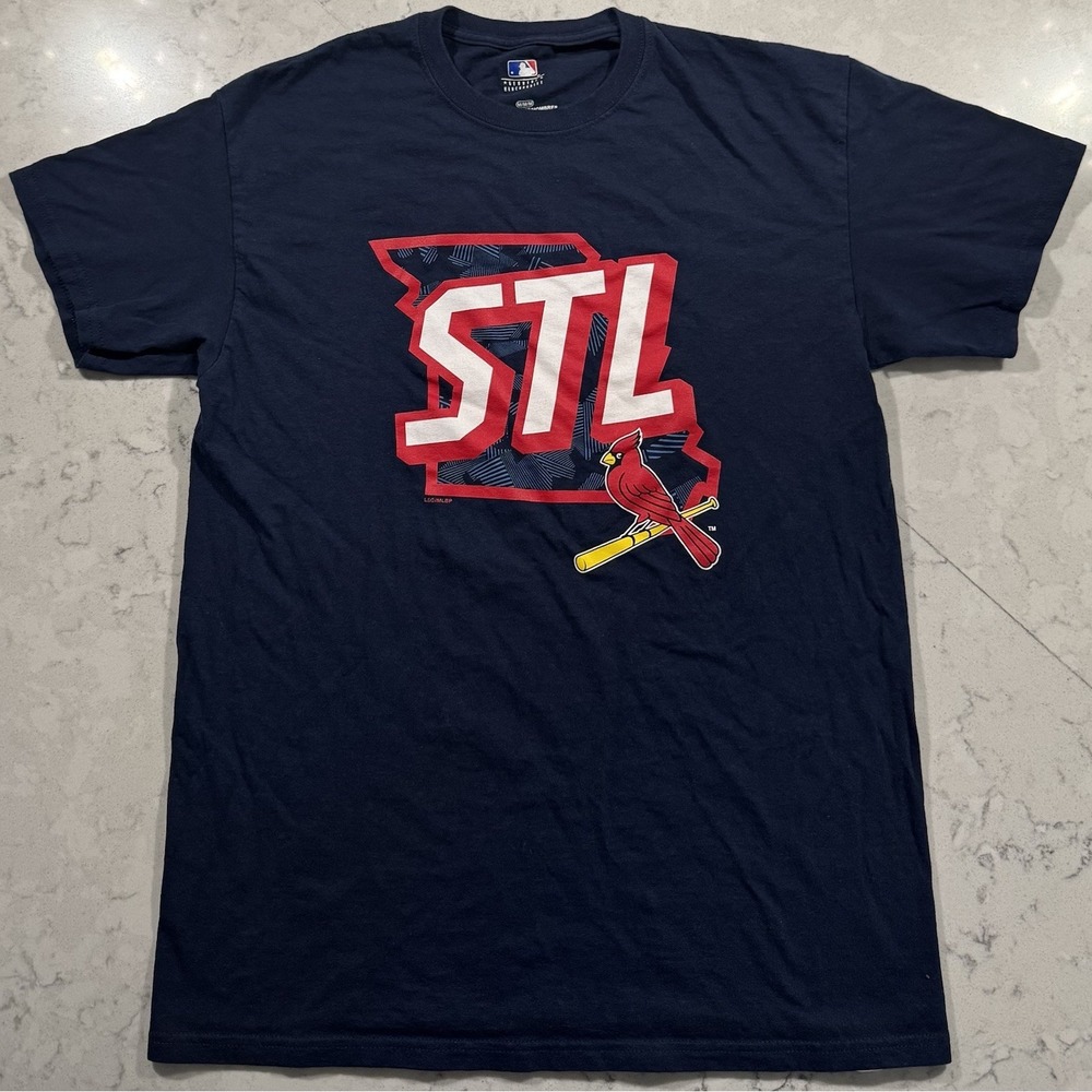 St. Louis Cardinals T-Shirt Mens Medium Navy Blue Graphic Logo MLB Tee 2952X